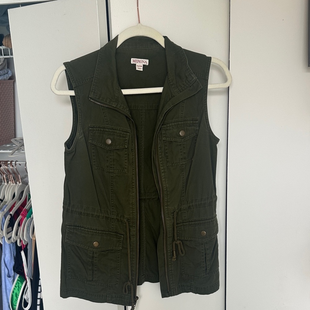 Merona Olive Sleeveless Vest